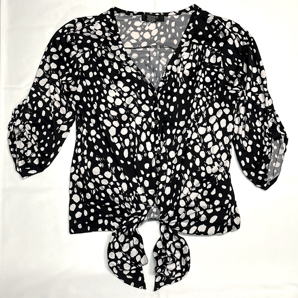 Verve Ami, Button Down V-Neck Blouse with Front Tie